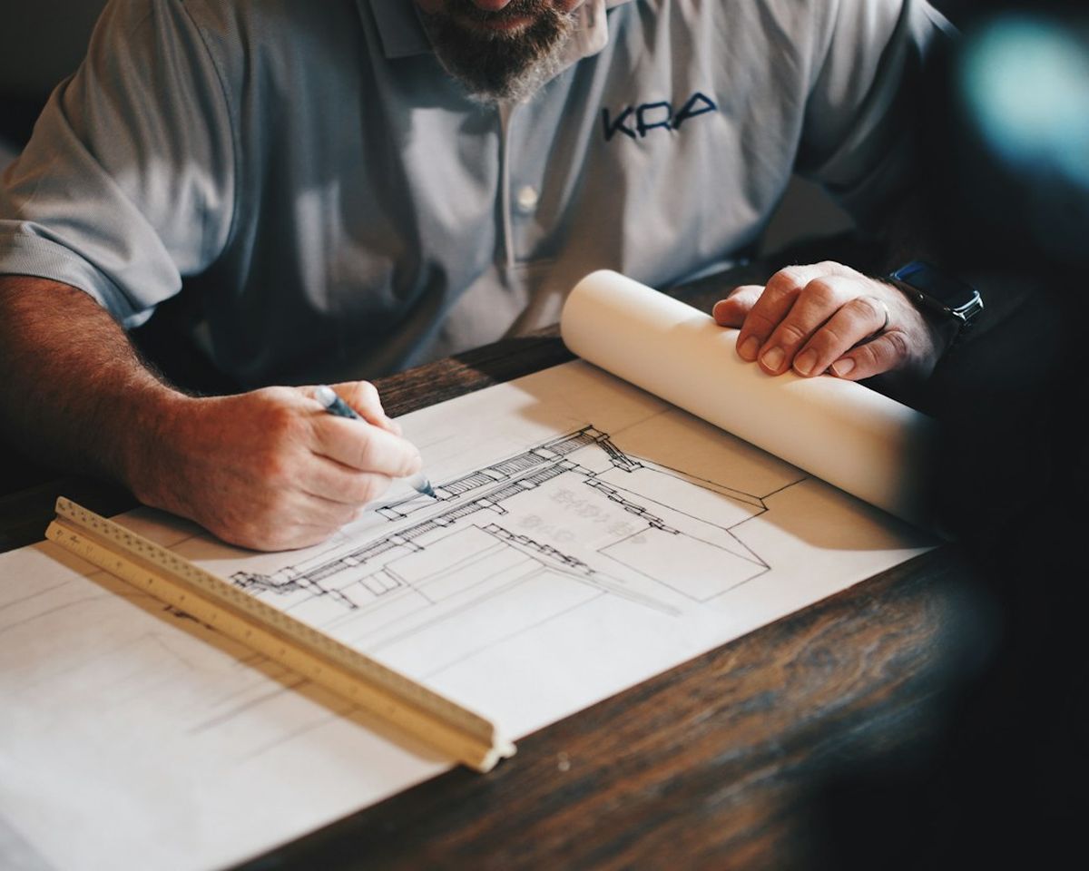 Drawing by hand on a plan